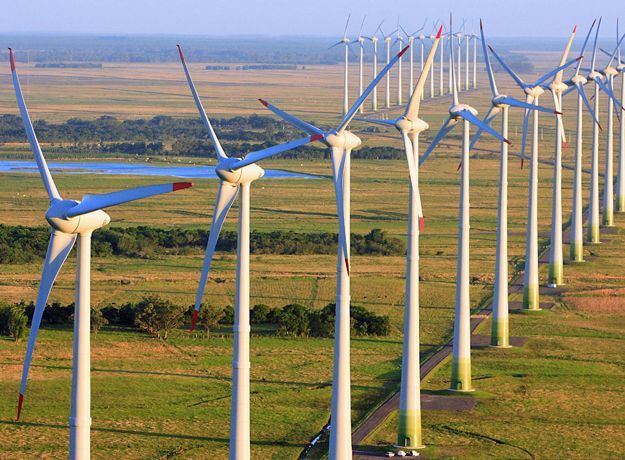 Comparing Wind Energy to Other Renewable Sources: Pros and Cons